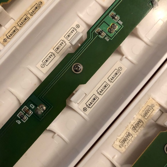 Set of 3 Under Cabinet Kitchen Closet Art Decor Lighting Lights With Remote - Picture 8 of 9